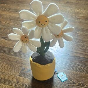 Jellycat Amusable Daisy
